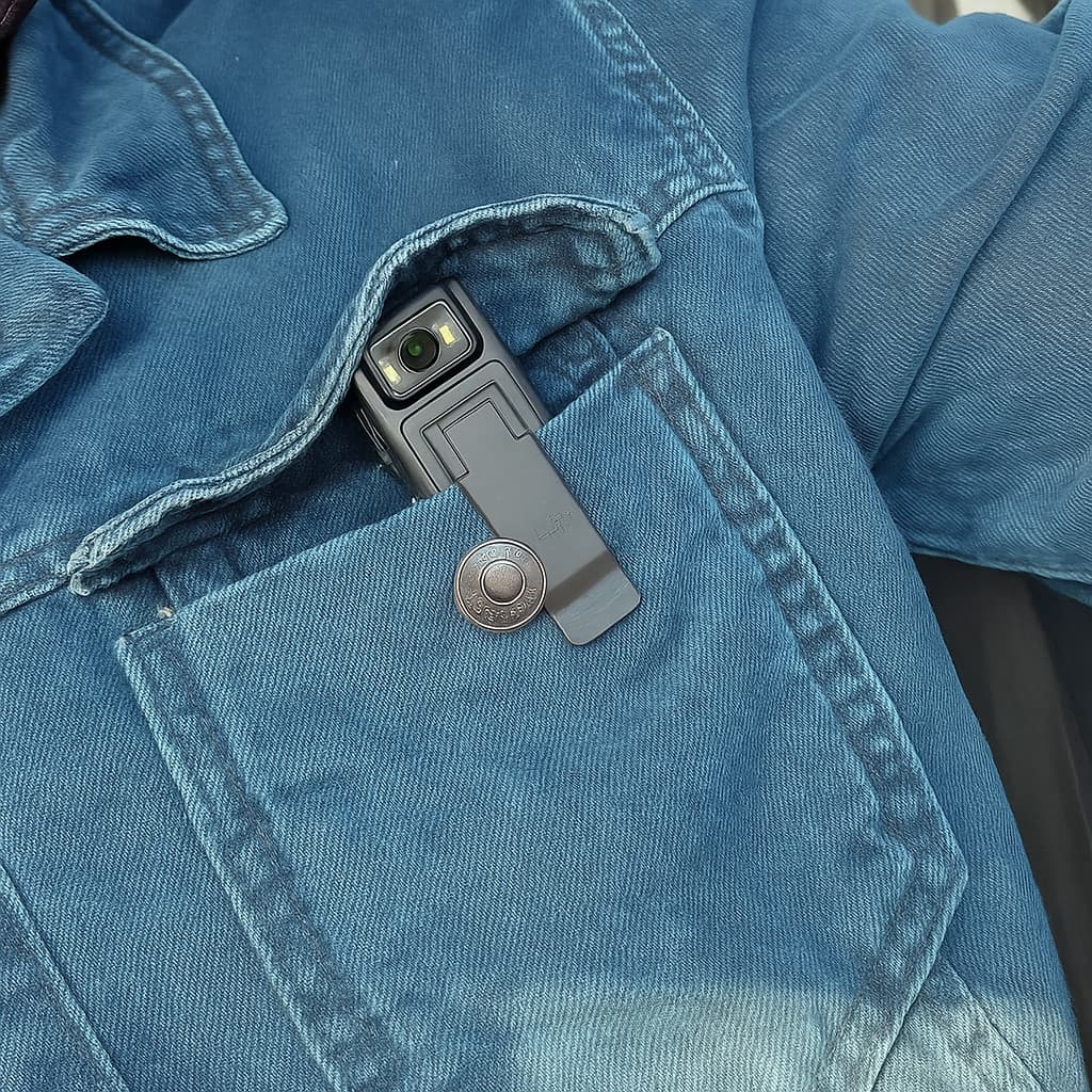 🚨 When in doubt, hit record. mini body camera STAY SAFE y'all!
